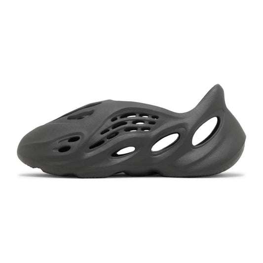 Yeezy Foam Runner, Carbon hover image