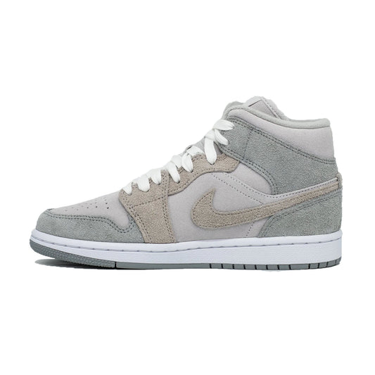 Women's Air Jordan 1 Mid, SE Particle Grey hover image