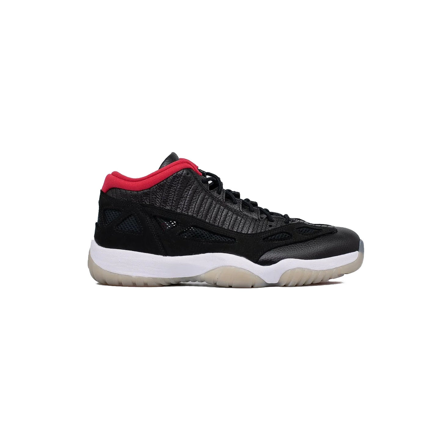Air Jordan 11 Low, IE Bred (2021)