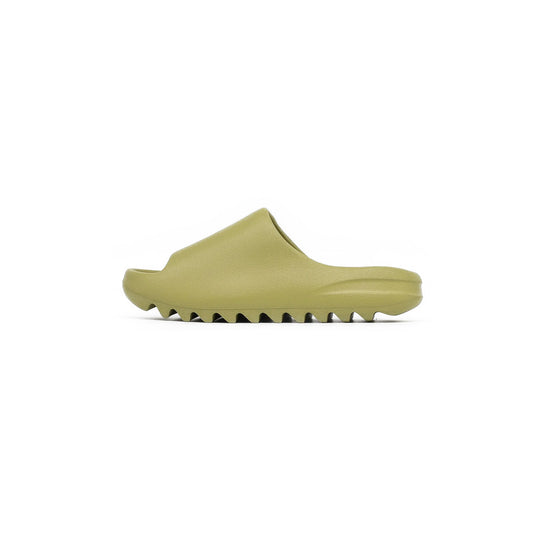 Yeezy Slides (Kids), Resin 2021 hover image