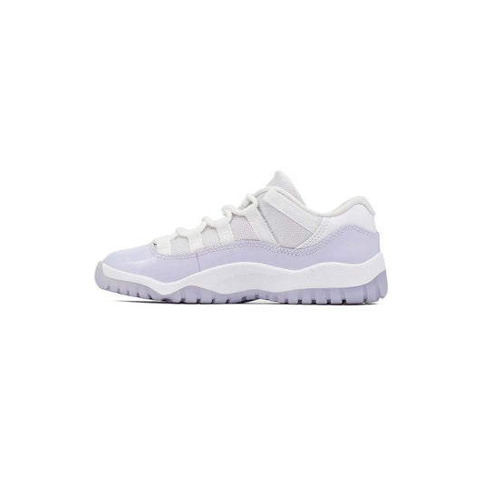 Air Jordan 11 Low (PS), Pure Violet hover image
