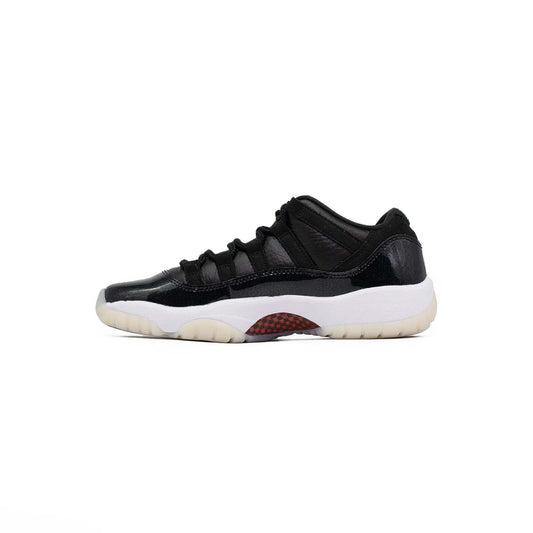Air Jordan 11 Low (GS), 72-10 hover image