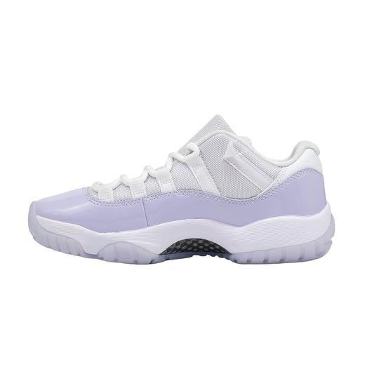 Women's Air community poll air jordan rather see return, Pure Violet hover image