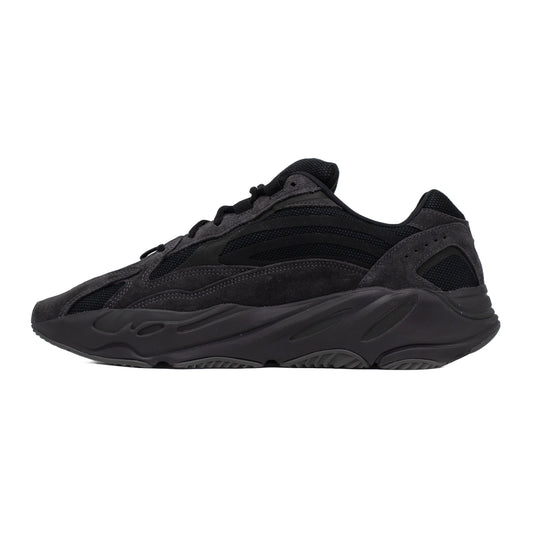 Yeezy Boost 700 V2, Vanta hover image