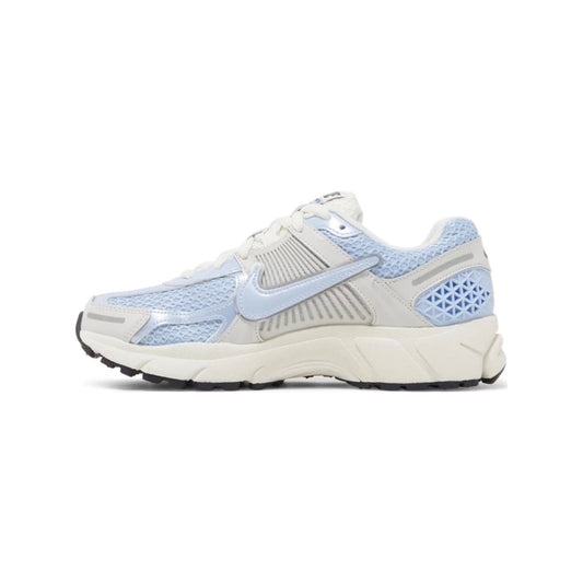 Womens Nike Air Zoom Vomero 5, Royal Tint hover image
