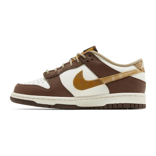 Nike Dunk Low (GS), Plaid Brown hover image