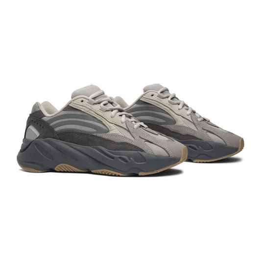 Yeezy Boost 700 V2, Tephra