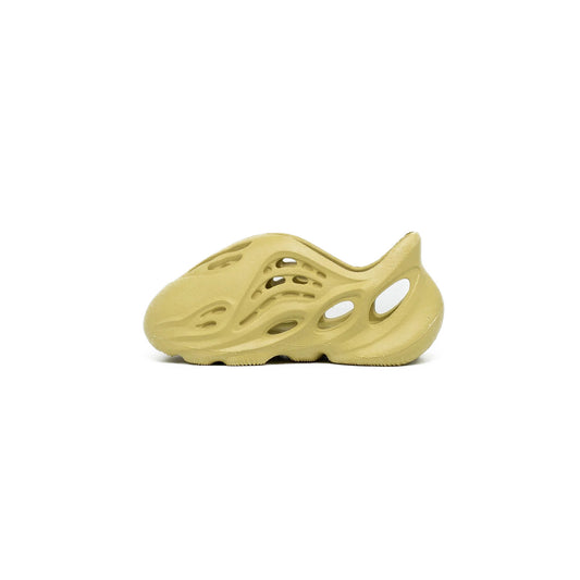 Yeezy Foam Runner (Kids), Sulfur hover image