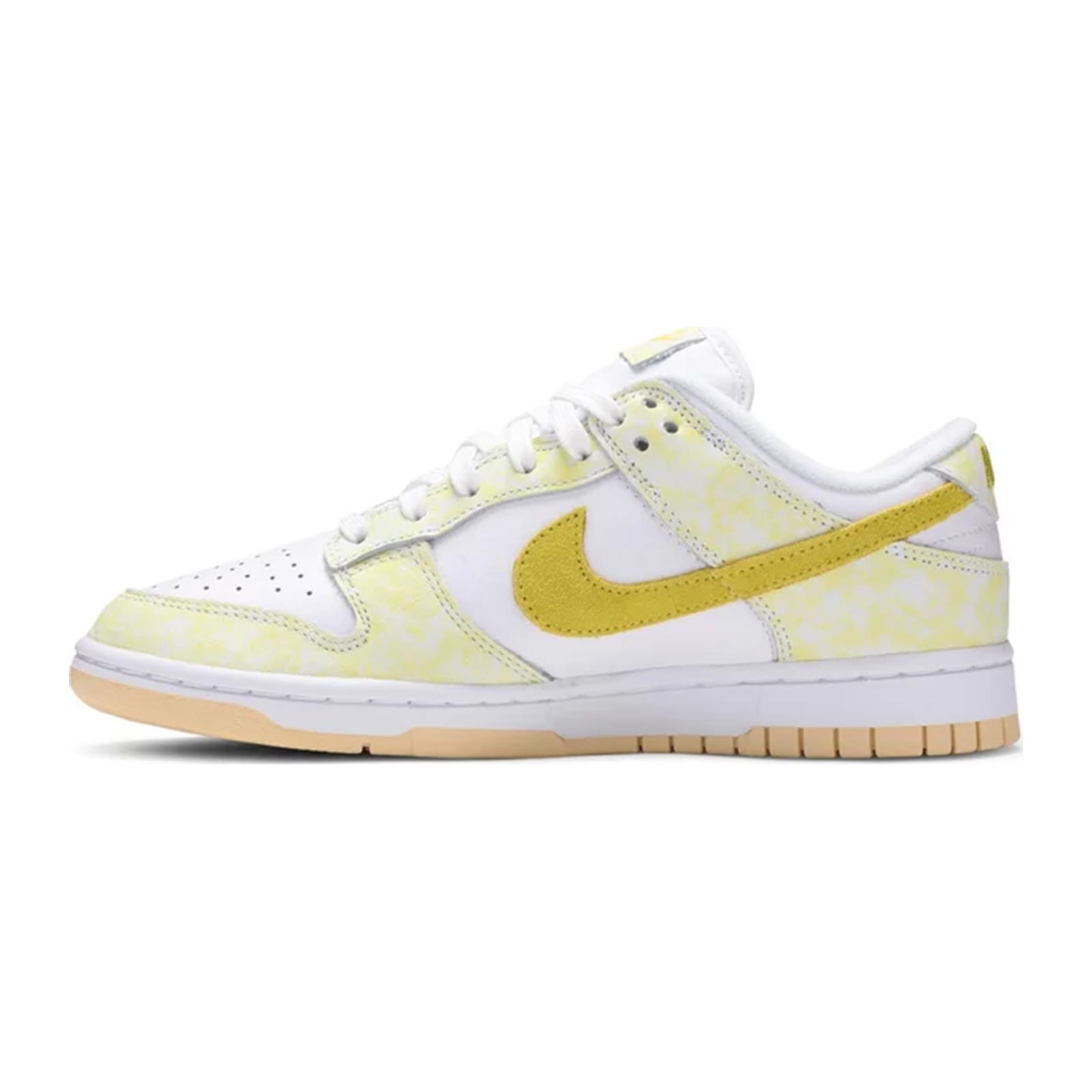 Women's Nike Dunk Low, OG Yellow Strike