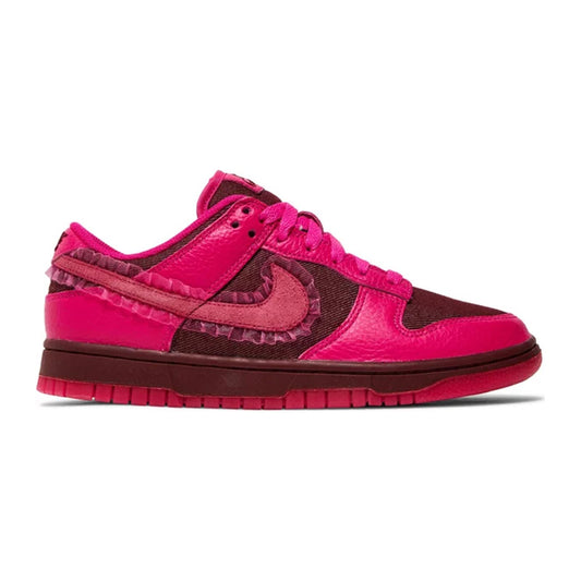 Women's teal nike Dunk Low, Valentine's Day 2024