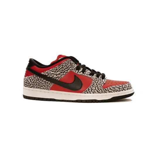 Nike SB Dunk Low, Supreme Red Cement