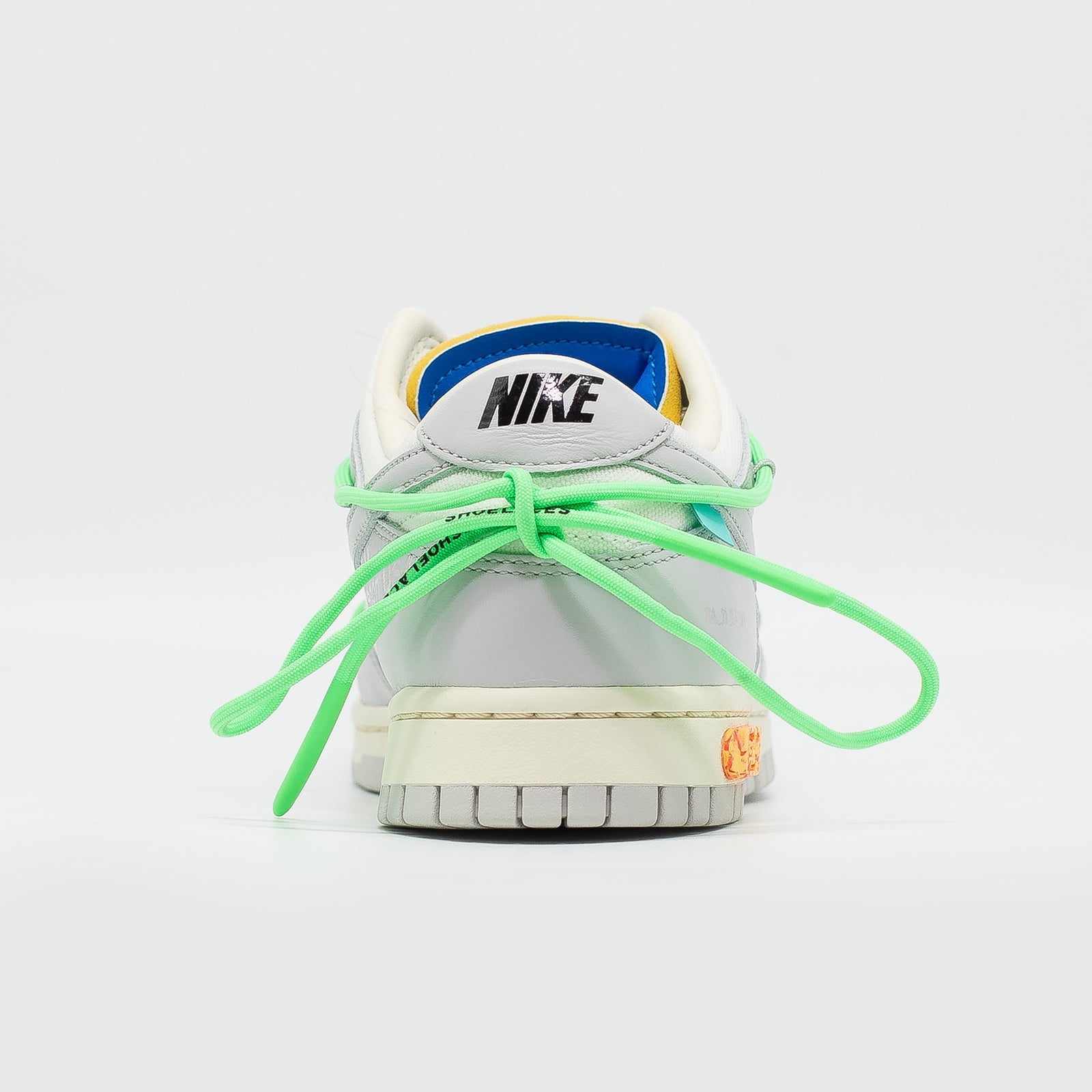 Nike Dunk Low Off-White, Lot 26 of 50