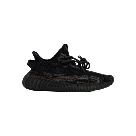 this guys yeezy boost is already falling apart