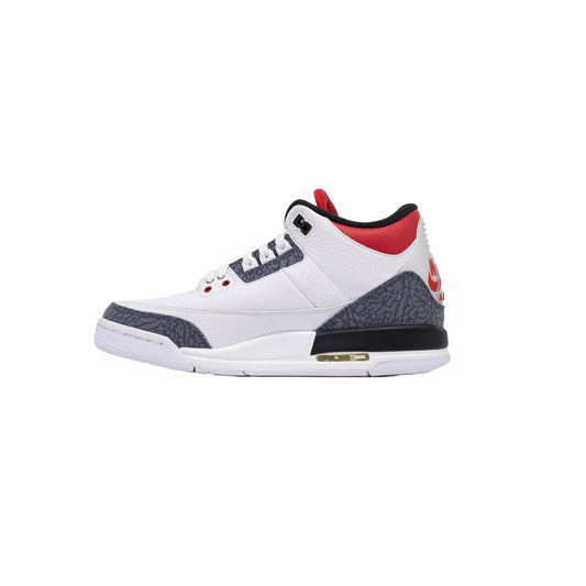 Air Court Jordan 3 (GS), Denim SE Fire Red hover image