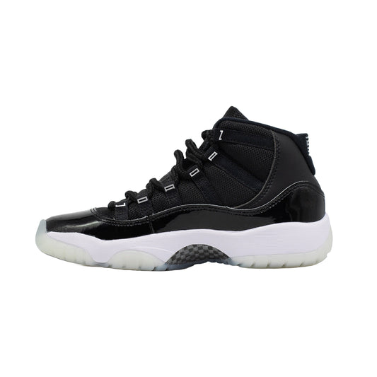 Women's Jordan 11 – Impossible Kicks