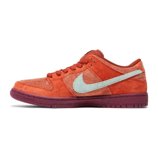 Nike SB Dunk Low, Mystic Red hover image